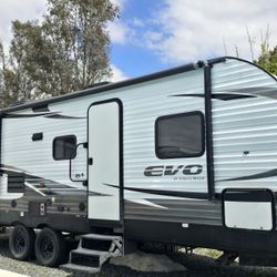 2021 Forest River Evo T2490