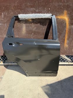 2017-2022 Honda CR-V Door OEM