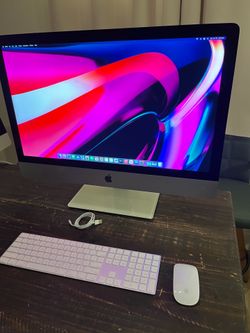 2017 Apple iMac Big 27-inch Retina 5k screen 4.2ghz quad core i7 processor 16gb Ram 1tb Ssd. VESA mount. Wireless keyboard and mouse. Works great