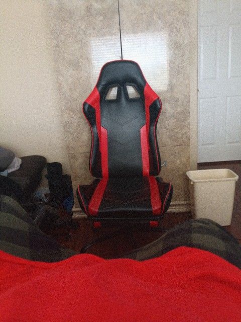 Mint Condition Gaming Chair 