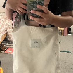 White bag from amazon