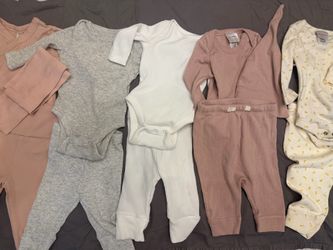 Baby Clothes Bundle – 11 Pieces (Mostly 0–3 Months)