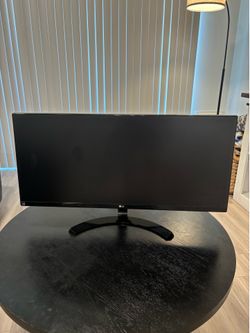 Monitor, Xbox, Headset