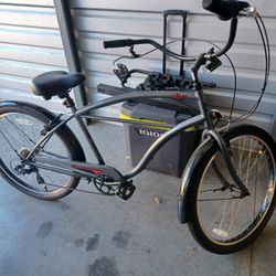 Sun Company Cruiser,, Brand New Condition 