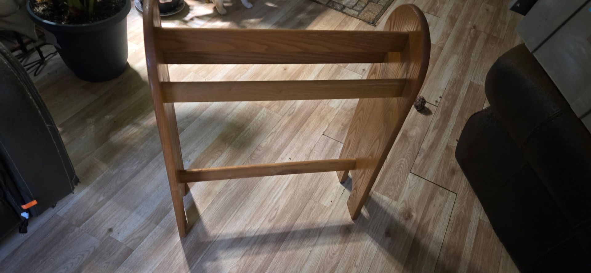 Solid Wood Quilt Rack