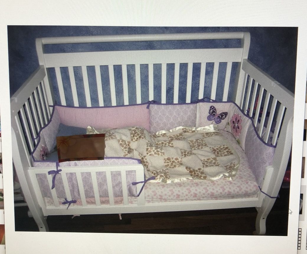 Baby Crib White