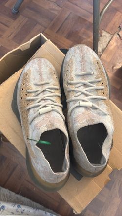 Yeezys boost 380