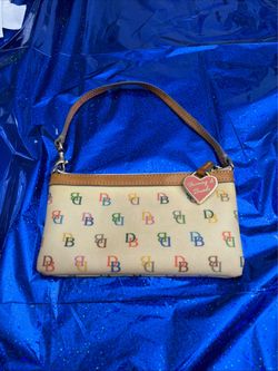 Dooney & Bourke Beige/Multicolor Logo Small Wristlet, Zip, Heart Charm, Lined