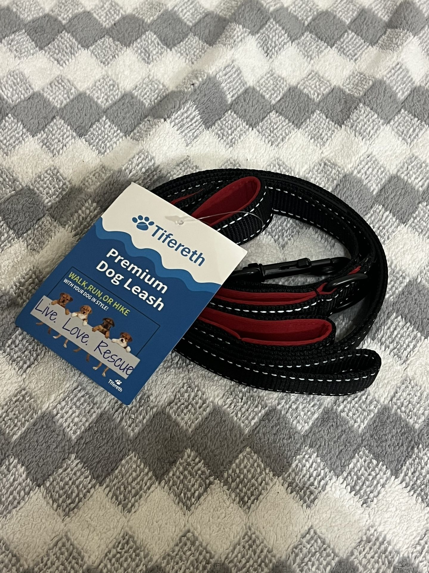 DOG LEASH