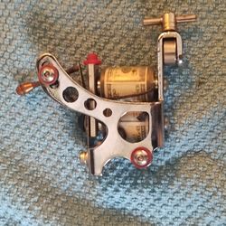 Multiple Tattoo Machines And Accessories 