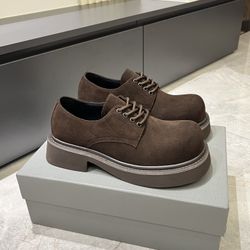 Balenciaga Men’s Leather Shoes With Box New 
