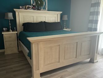 King Size Whitewash Wood Panel Bed Frame