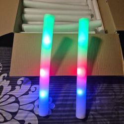 20 Pcs LED Glow Sticks