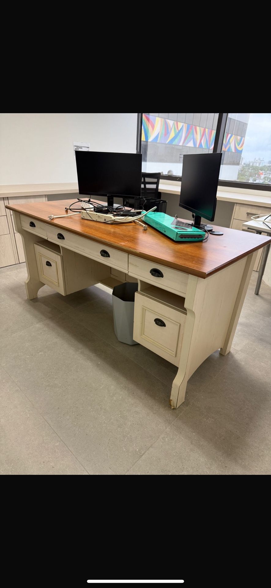 Desk excellent quality delivery available!
