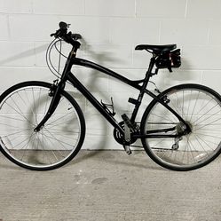 Specialized Hybrid Bike - Excellent Condition 