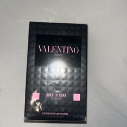Valentino Born in Roma cologne for men