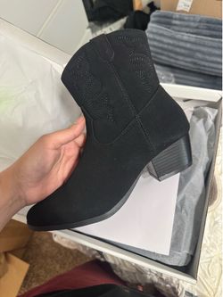 Brand New Cowgirl Boots