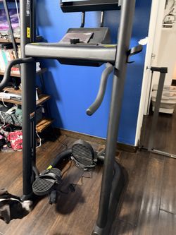 2023 Like New Home Use CLMBR Connected 02 - Kentfield, CA