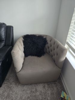 Arm chair