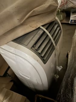 Portable Air Conditioner - Works