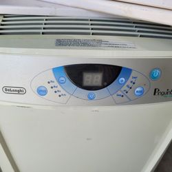 DeLonghi Pinguino L90 Portable AC unit