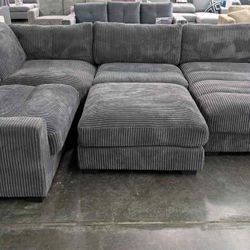 New 5 Piece Modular Sectional Couch! Includes Free Delivery 🚚! 