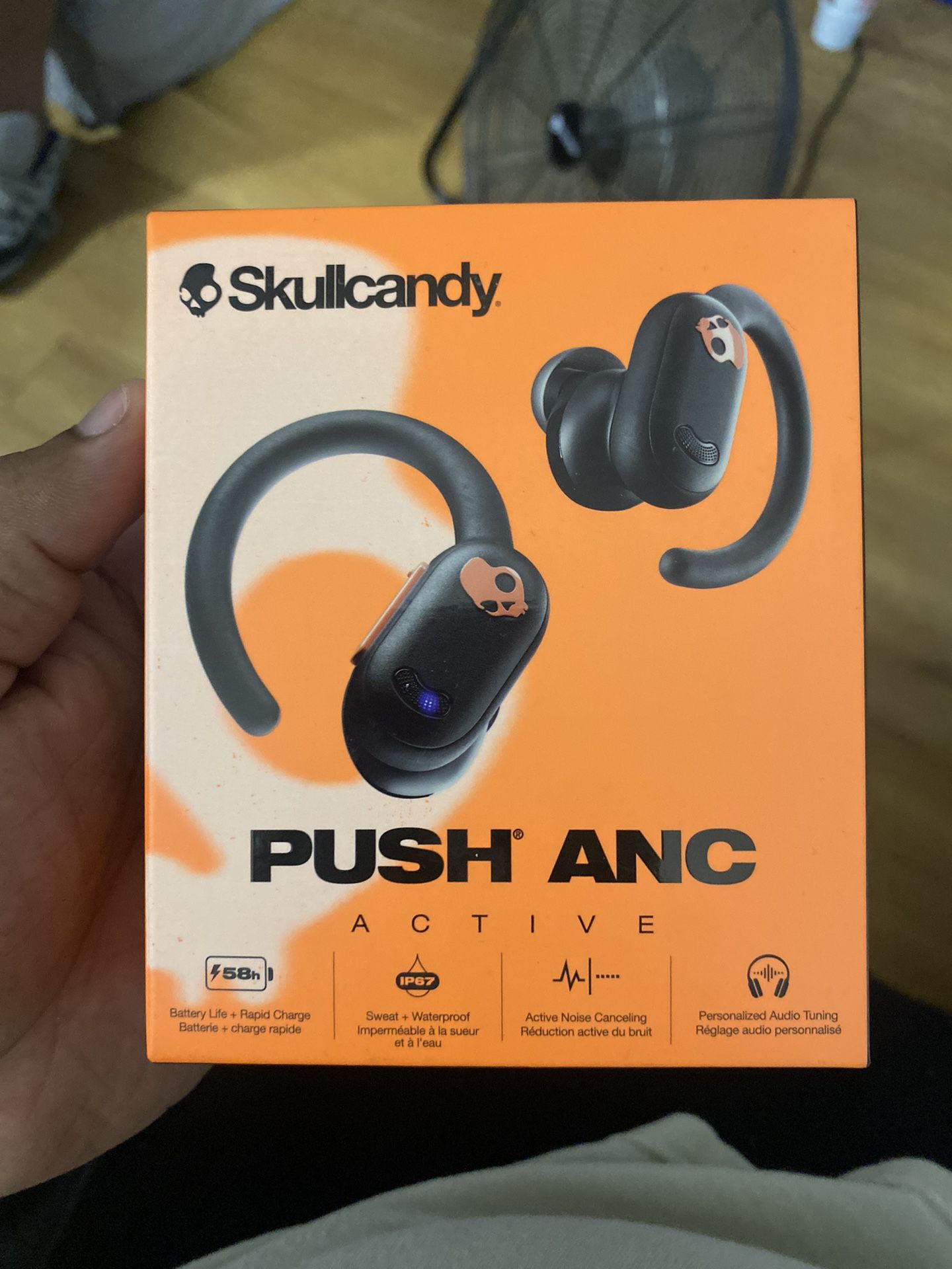 SkullCandy ( wireless Headphones)