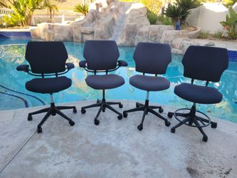 Humanscale Freedom Stool Office Chair, High chair for Adjustable Computer Desk