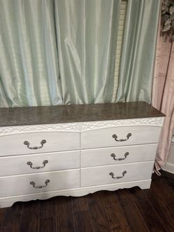 Dresser Bureau
