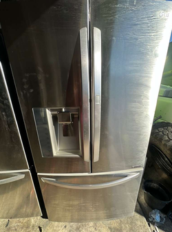 Deal! LG Stainless French Door Fridge w/ Ice Maker