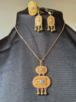Dubai inspired necklace with earrings and ring