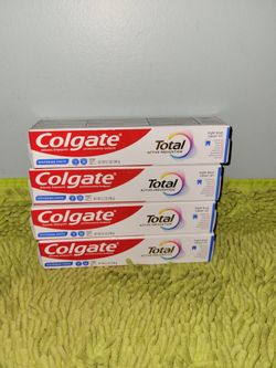 4 Colgate Total Whitening paste 5.1oz