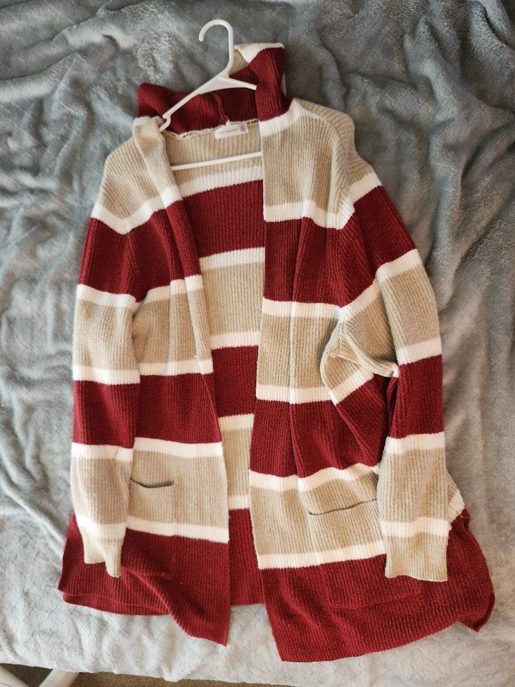 Womens Plus Size Light Sweater