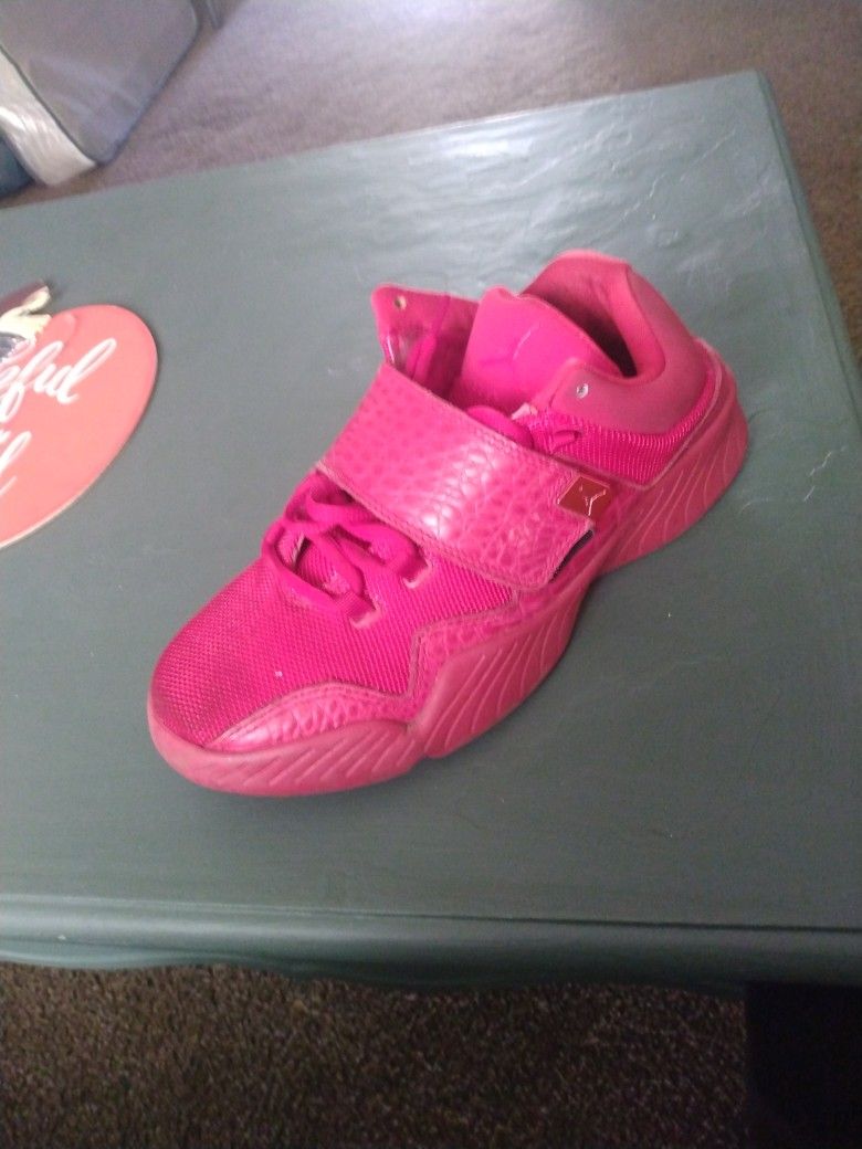 Retro All Red Jordan's Size 8 And A Half