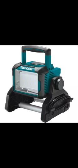 BRAND NEW Makita DML811 18V LXT LED Work Light 🔥 | 3,000 Lumens