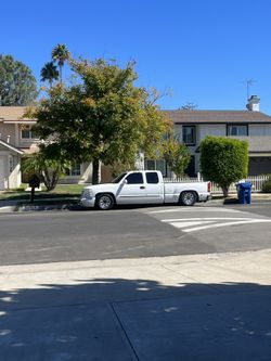2004 GMC Sierra