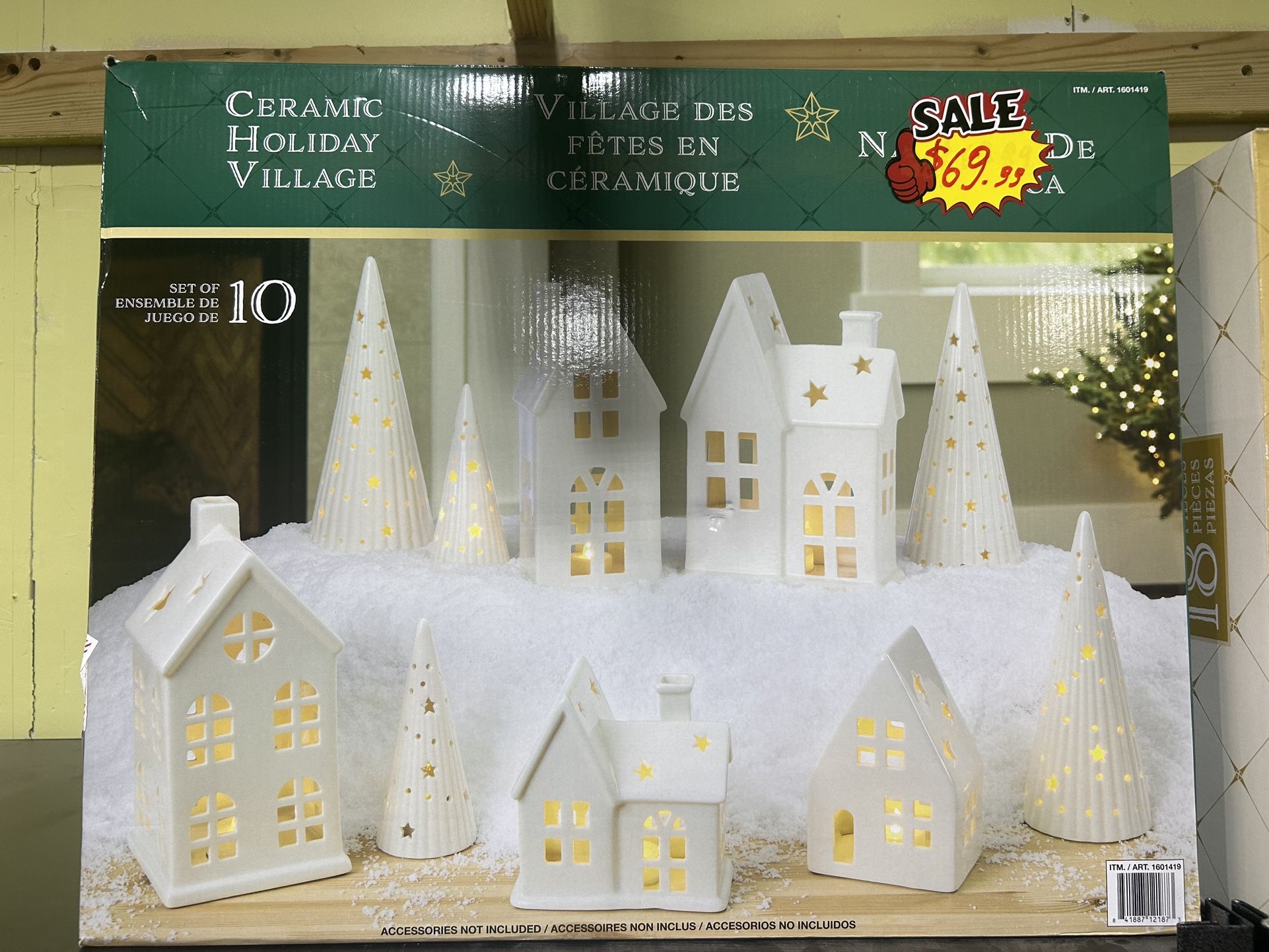 Costco Ceramic Holiday Village, 10-Piece Illuminated, LED lights, White - NEW