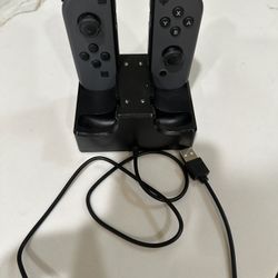 Nintendo Switch Joycons And Charging Station