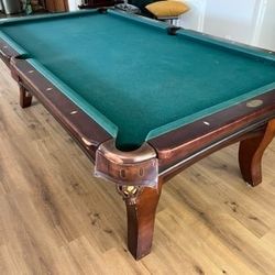 Pool Table 8'