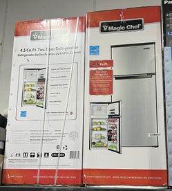 Mini Fridge Magic Chef Double Doors 4.5cu 