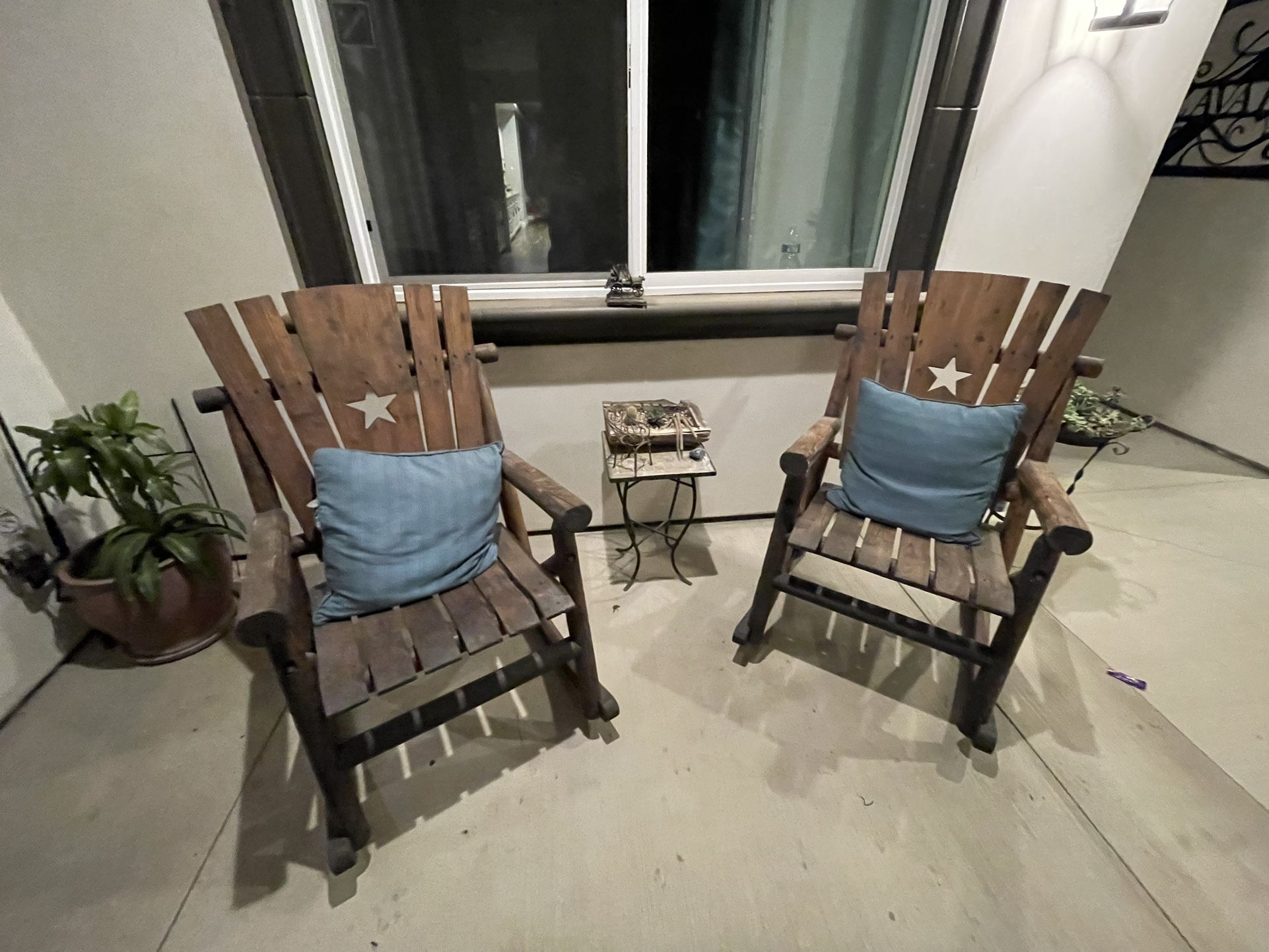 Rocking Chairs 