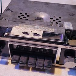 Ford Philco Radio C90A-18806-B Power Tested