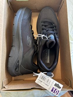Men’s Sketchers shoes