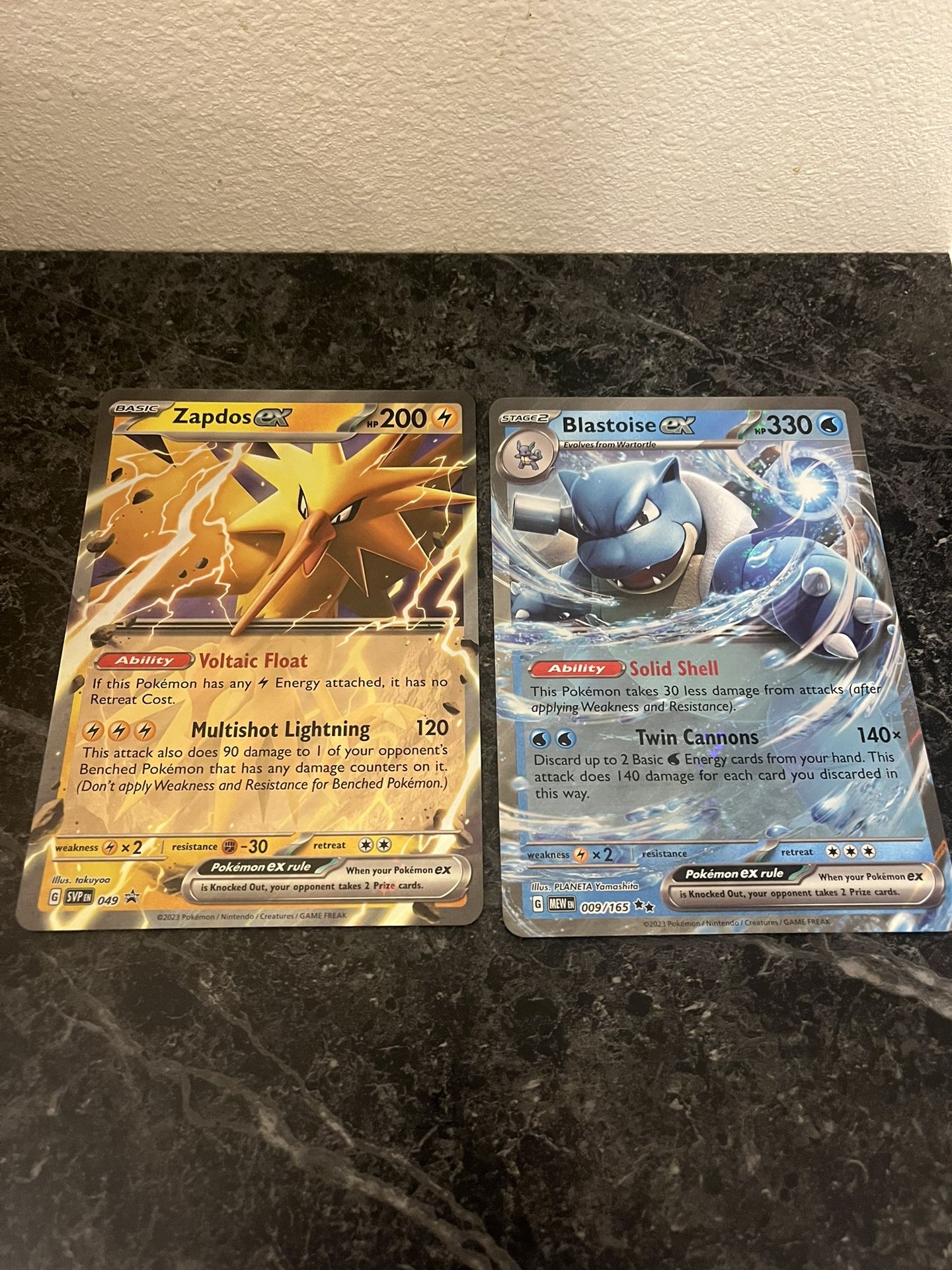 Blastoise Ex and zapdos ex jumbo cards