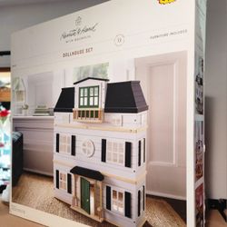 Hearth & Hand with Magnolia - Wooden Apartment Set