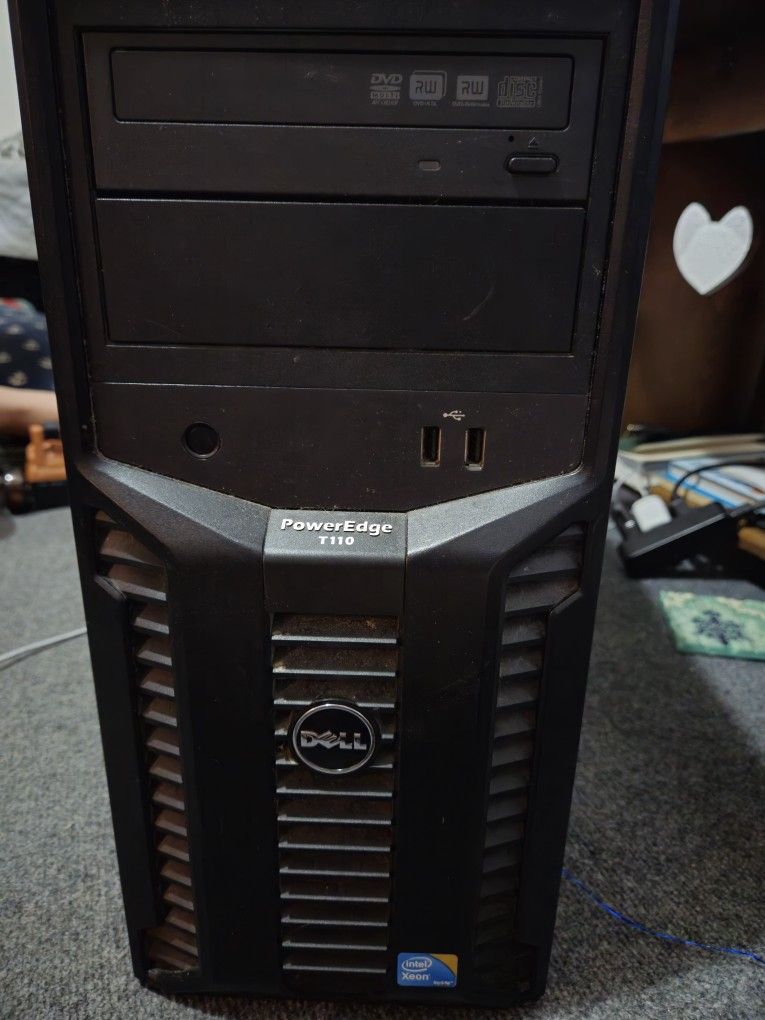 Dell T110 Server