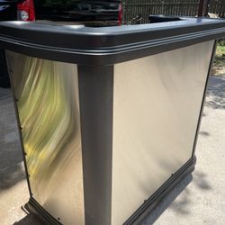 Indoor And Outdoor Serving Bar 