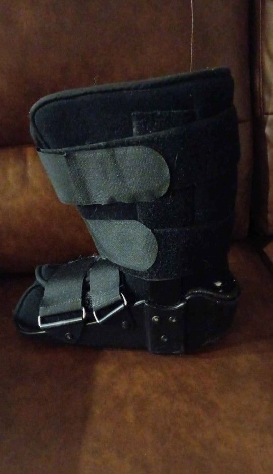 Orthopedic Medical Boot