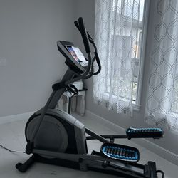 NordicTrack Commercial Elliptical 14.9 Only 2 Months Old 