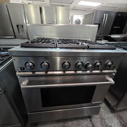 36" JENN AIR GAS RANGE STAINLESS STEEL